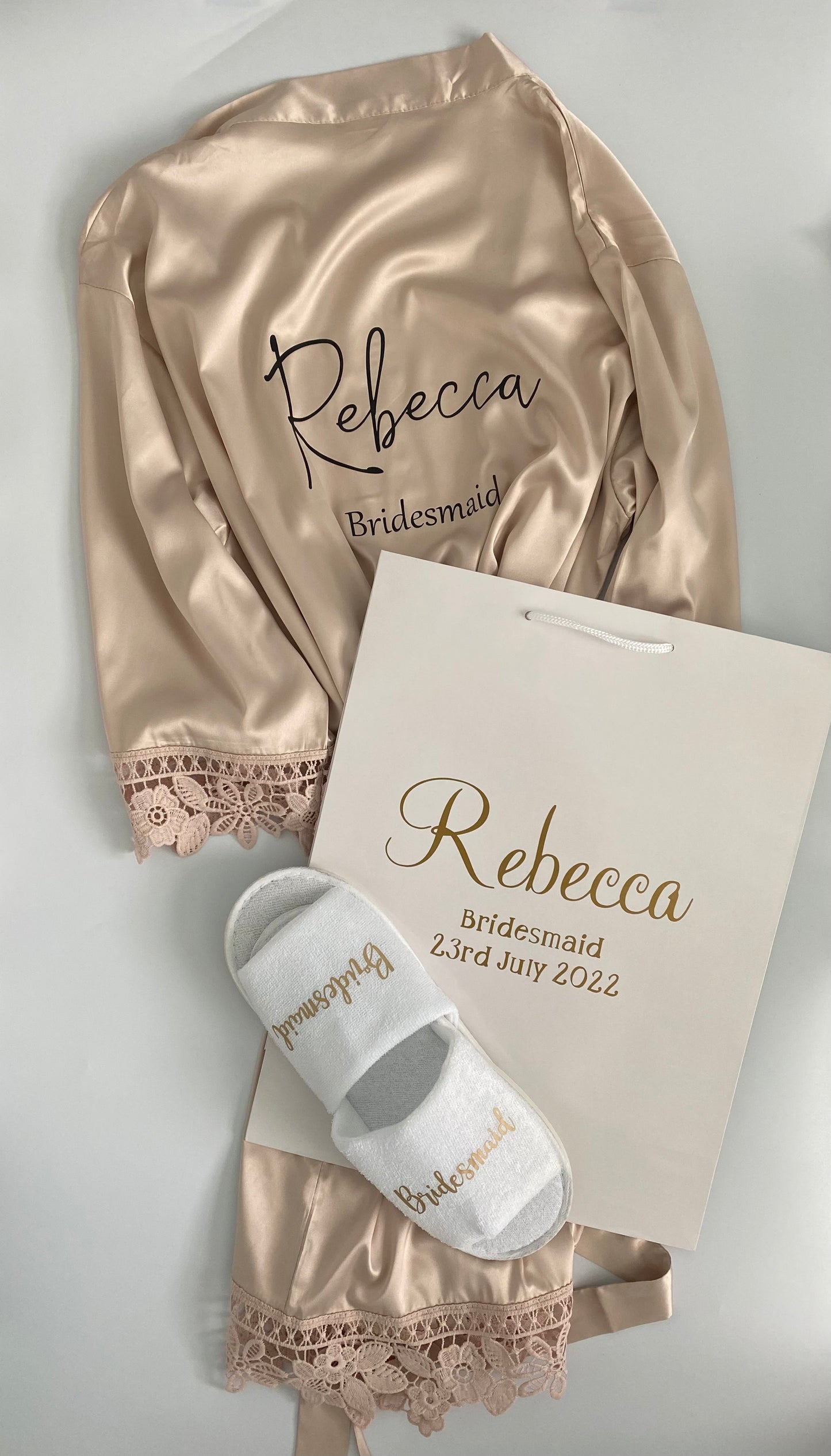 Essential Bridal Party 'Lace Robe' Gift Package