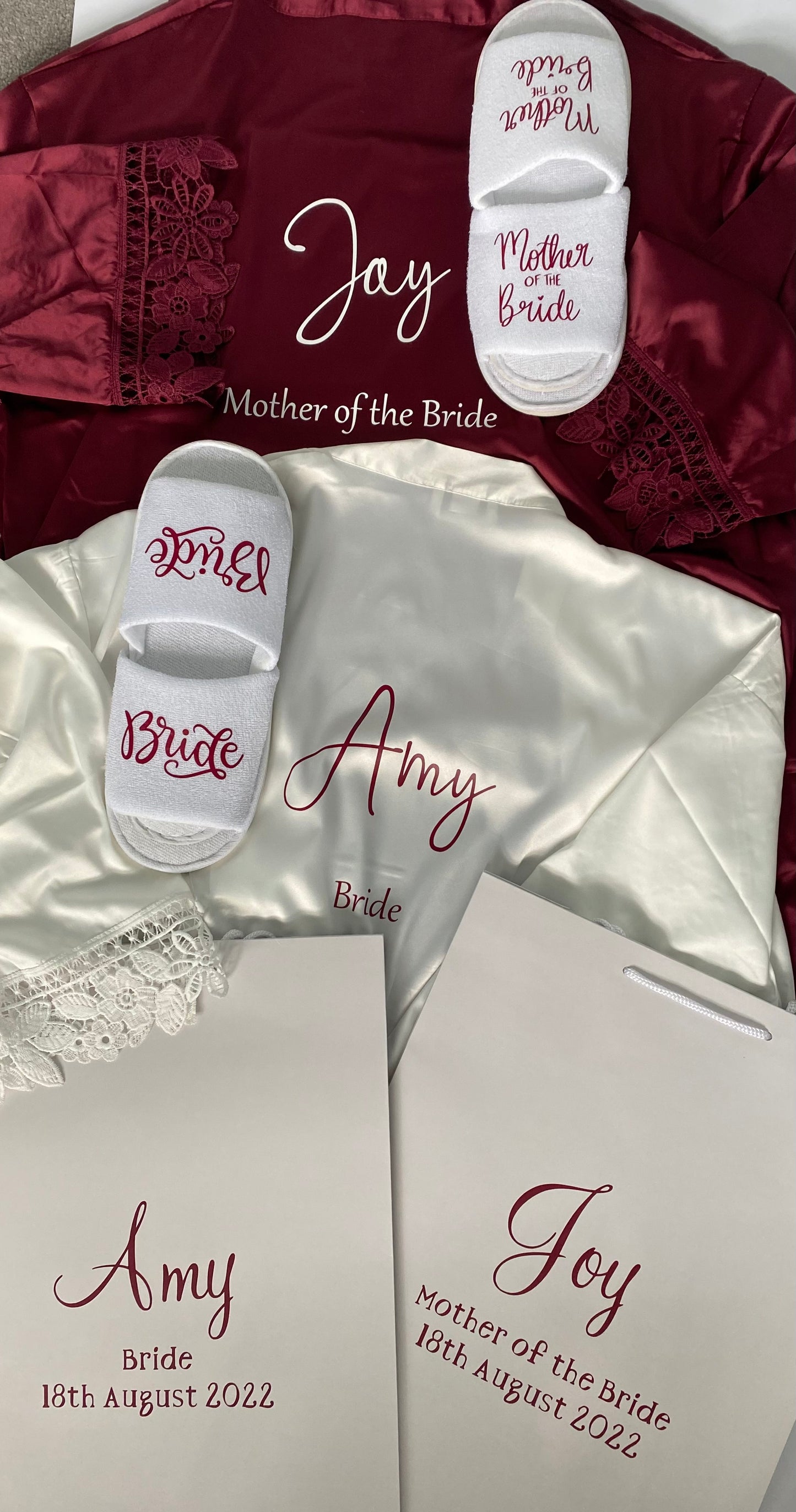 Essential Bridal Party 'Lace Robe' Gift Package