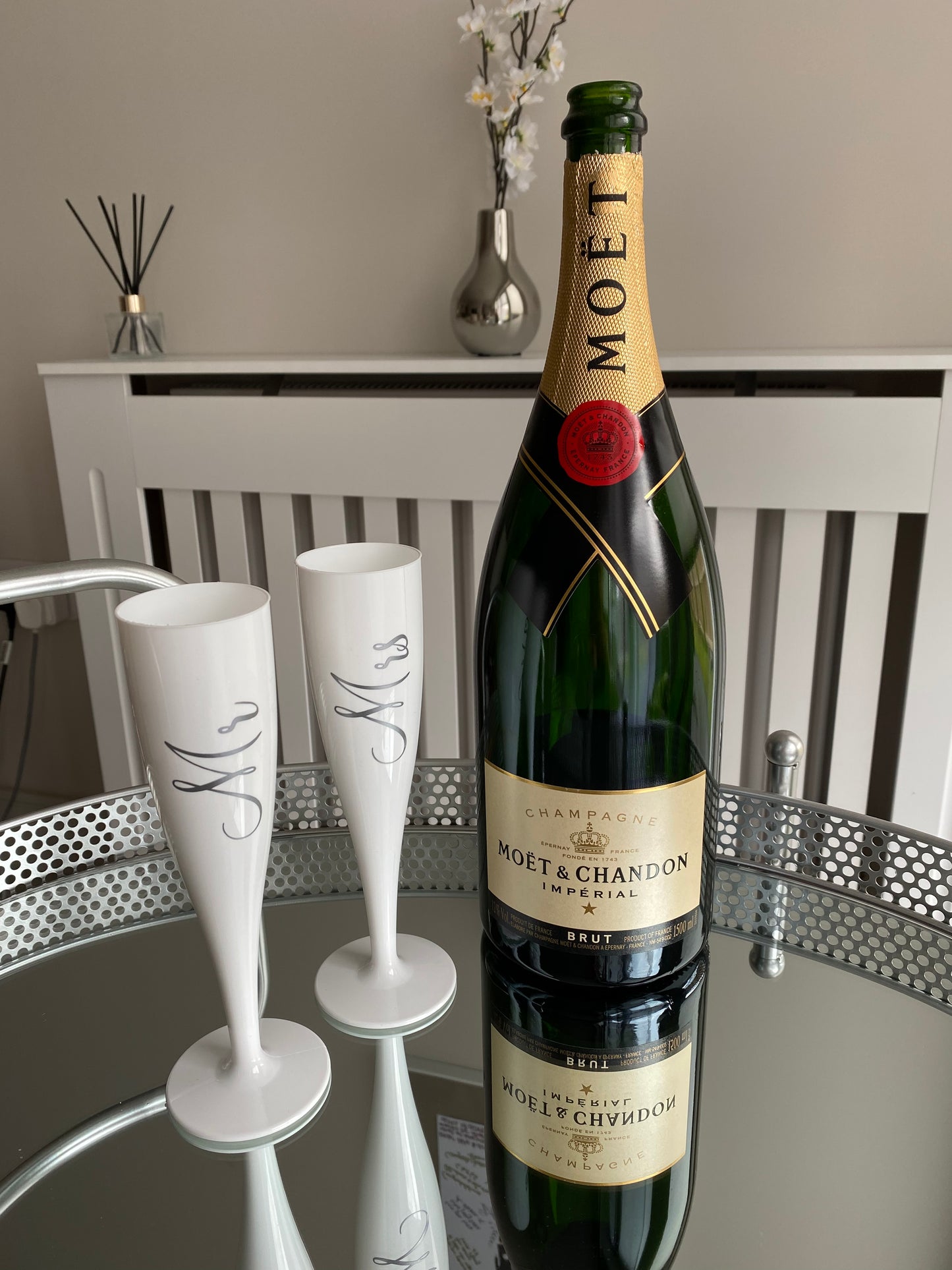 Personalised White Champagne Flute